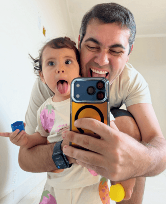 Lucas Salomão – Pirangi é todo babão com a filhota Luísa