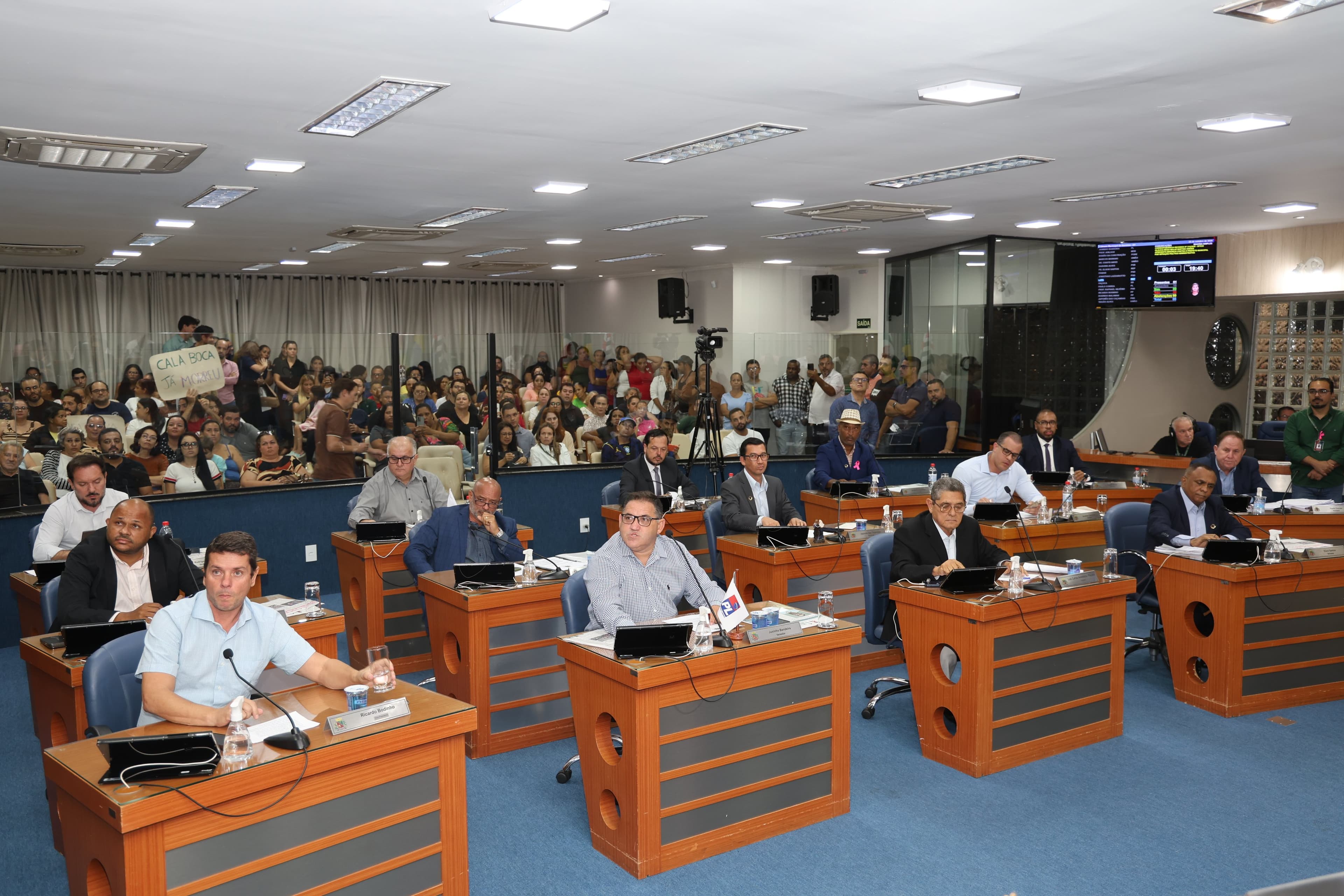 Vereadores aprovam criação do Botão do Pânico e do Dia do Dentista