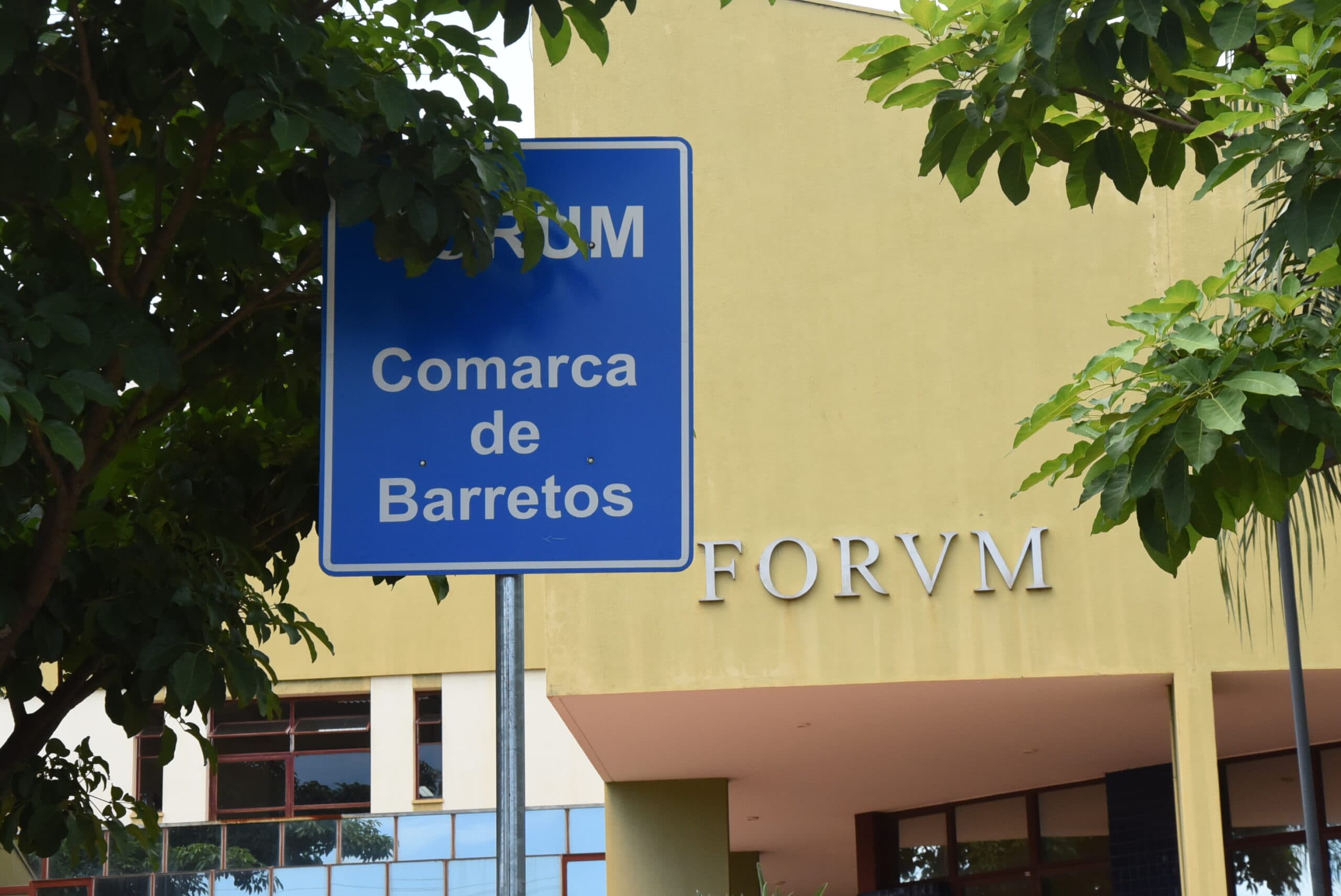 Réu acusado de homicídio é absolvido pelo Tribunal de Júri