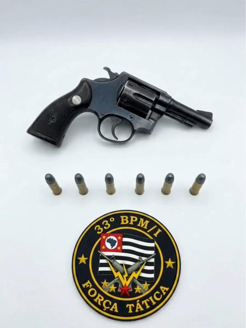Comerciante é detido em flagrante por posse irregular de arma