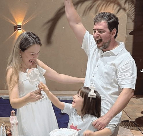 Denise Garcia e Italo Luzitano celebram a doce espera pela chegada da pequena Maria