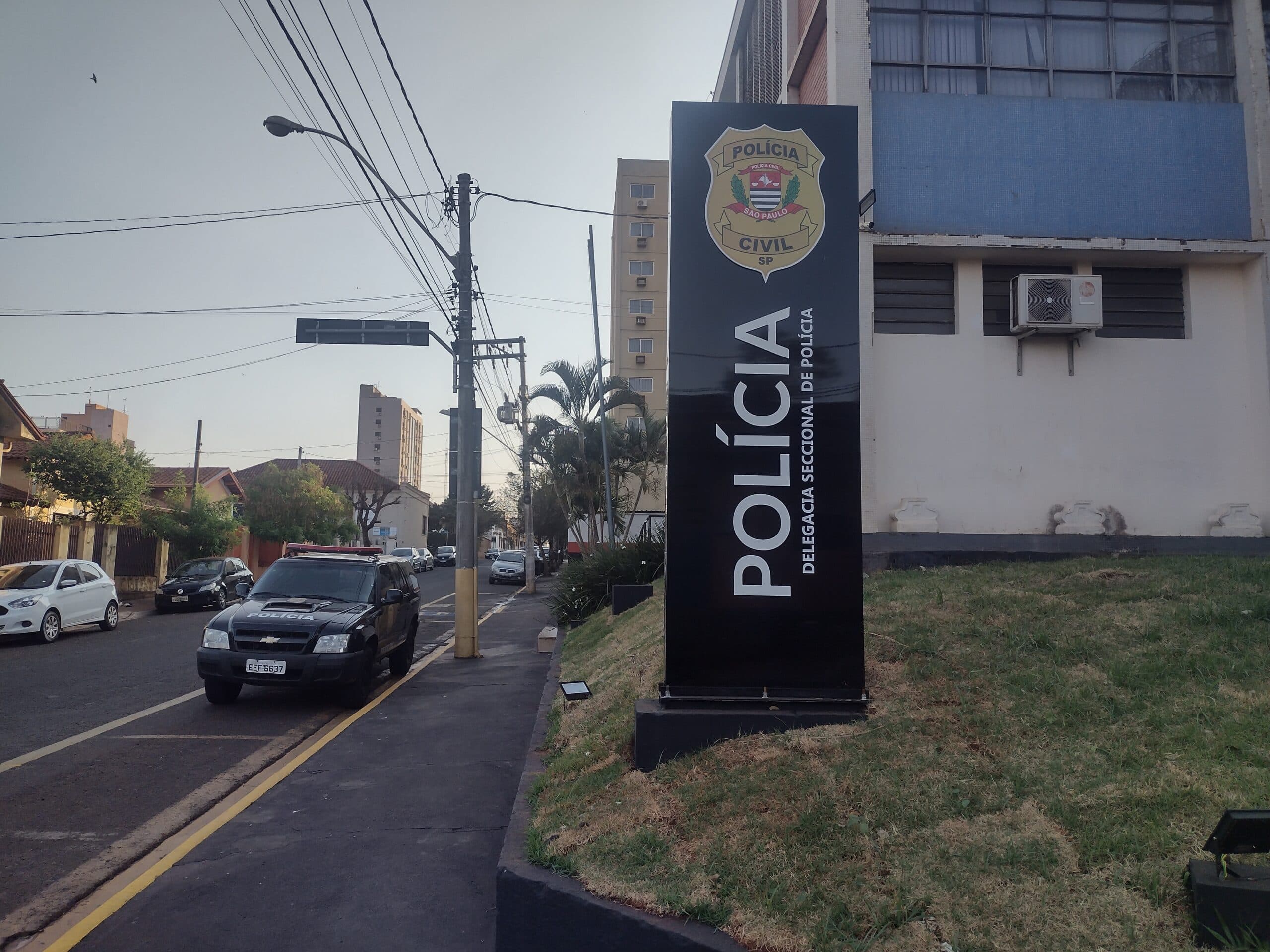 Empresário procura a polícia e denuncia estelionato