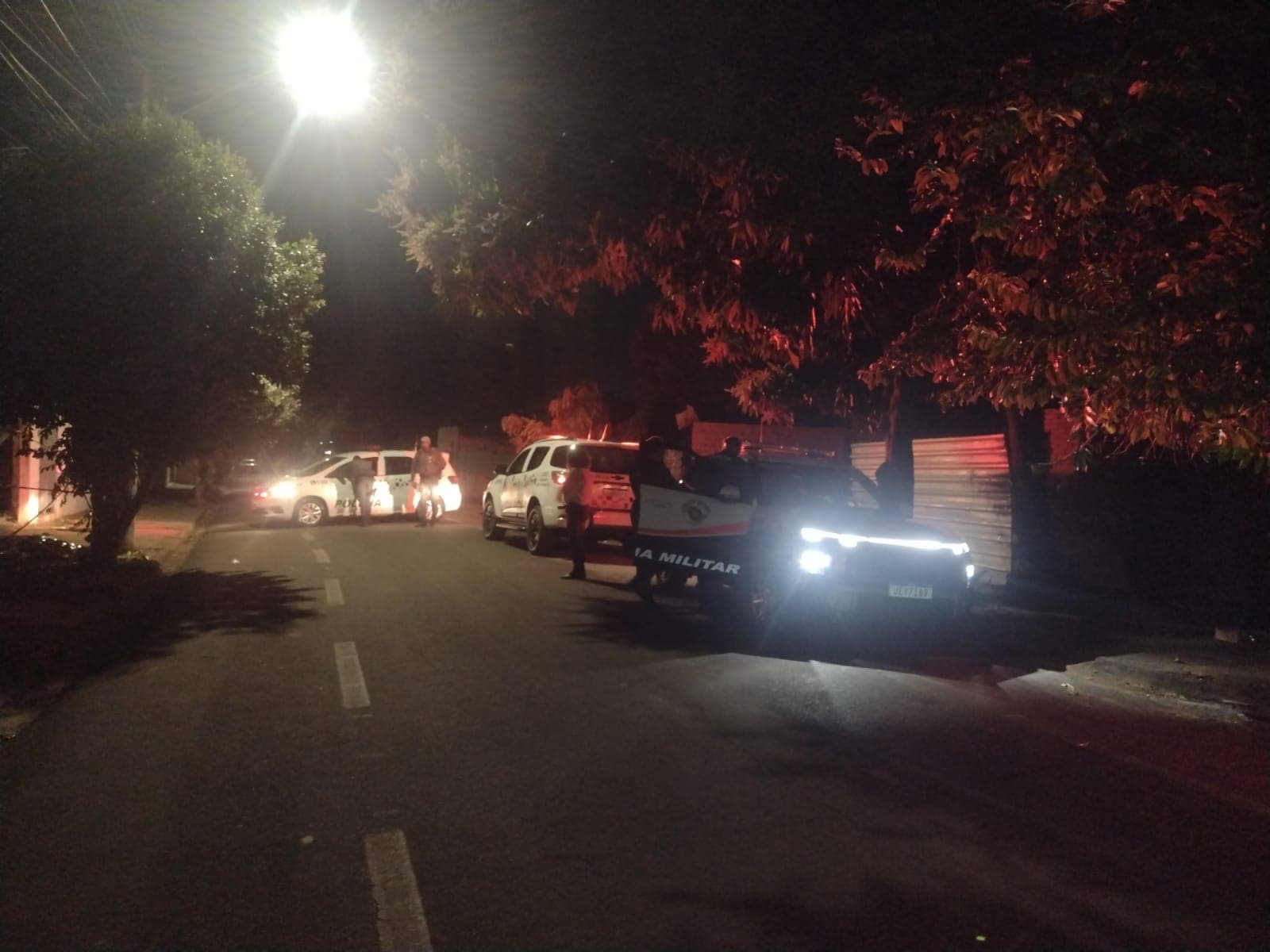 Homem é morto a golpes de faca no bairro Exposição