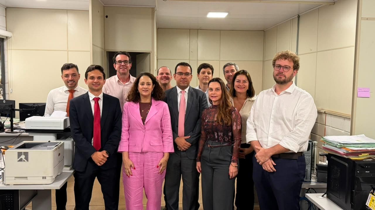 Prefeitura e MP discutem temas administrativos em visita institucional