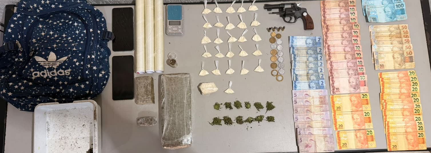 Polícia Militar detém autor e apreende drogas e arma no bairro Santa Helena