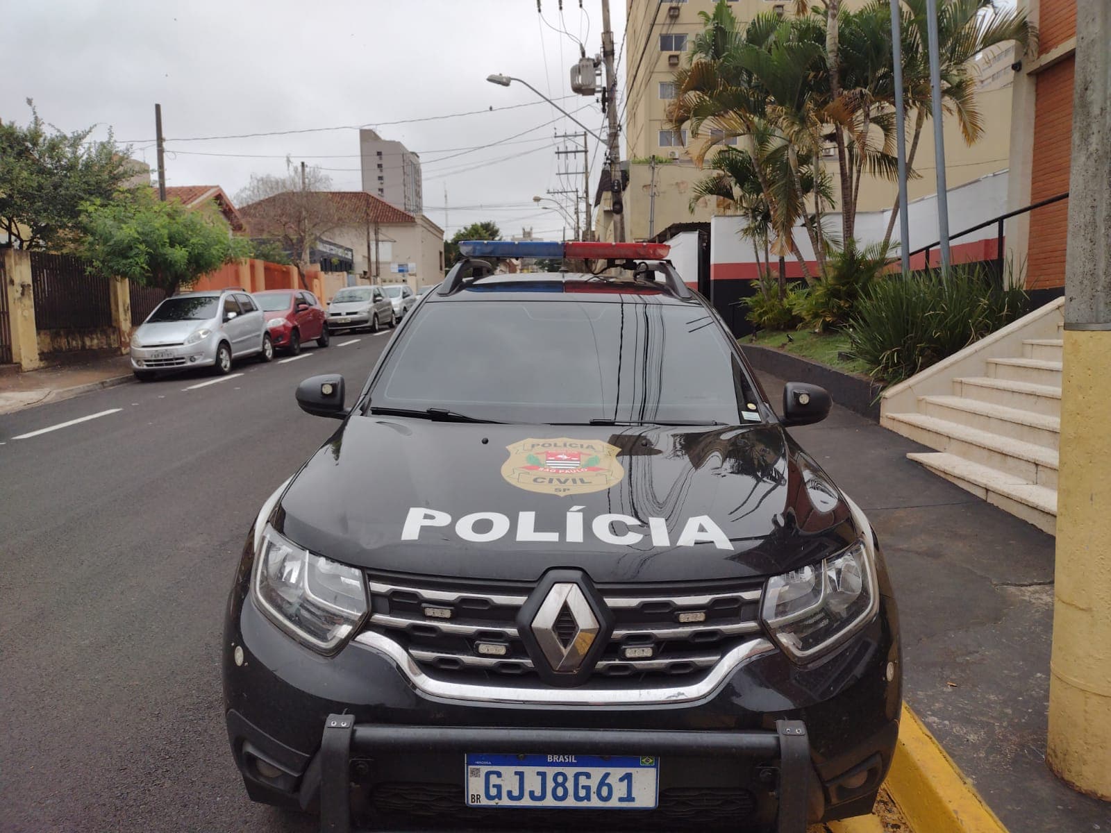 Auxiliar de cozinha é vítima de estelionato