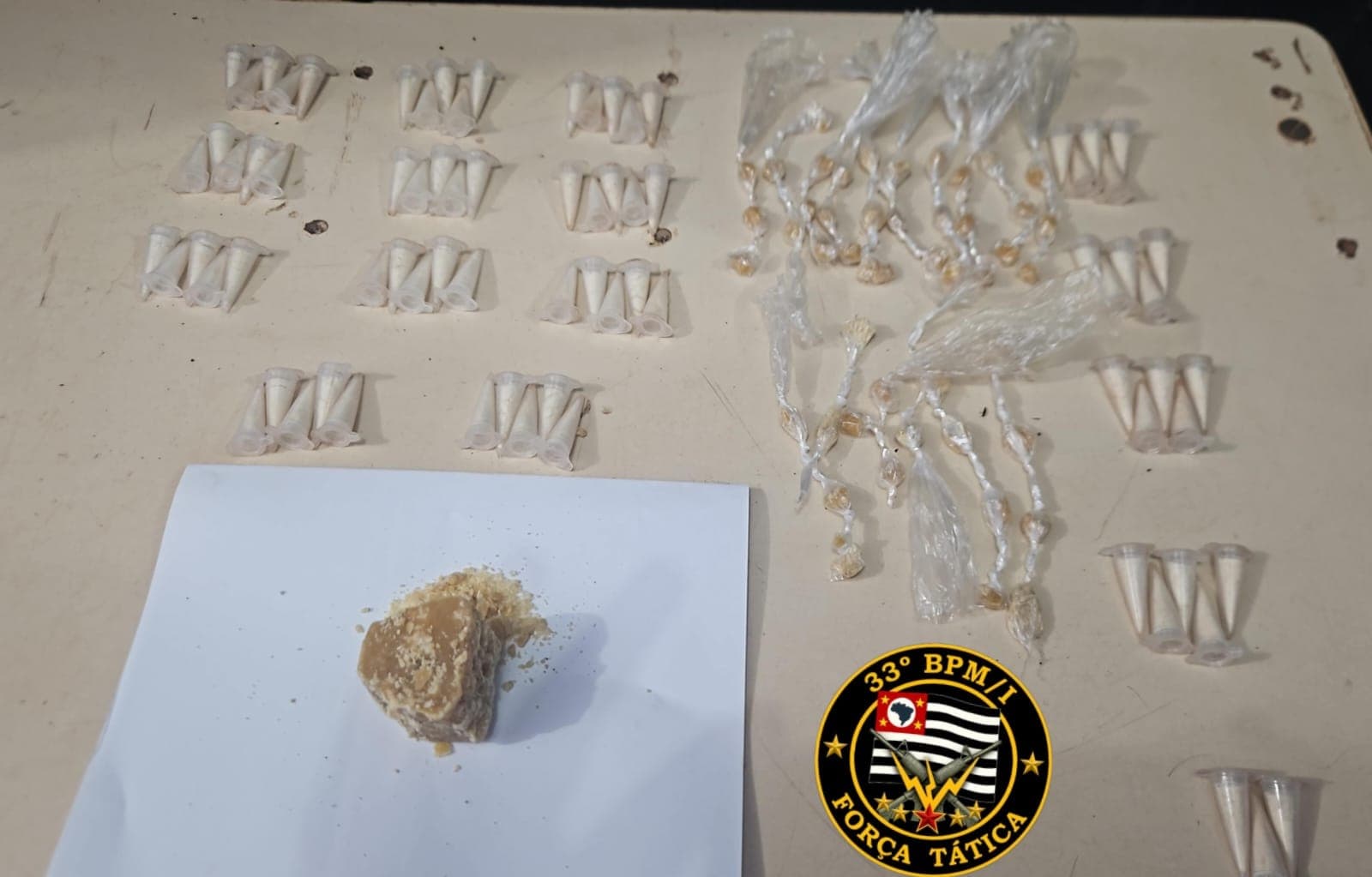 PM aborda suspeito e apreende drogas em Bebedouro
