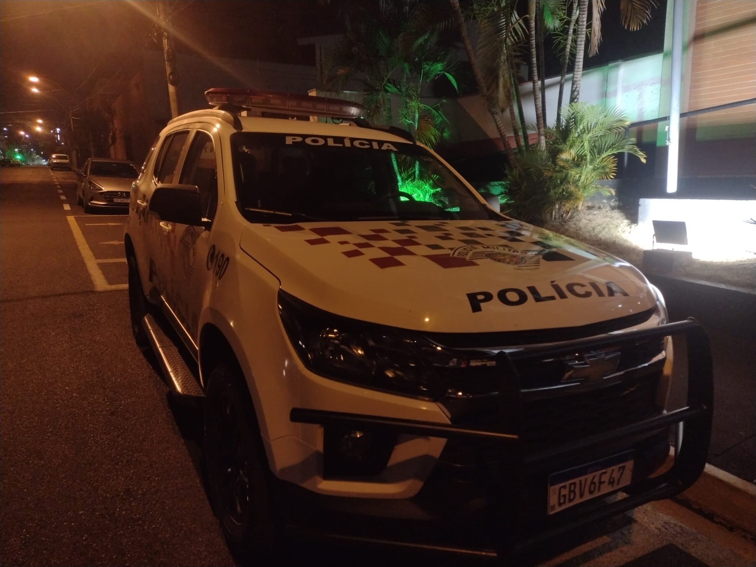Homem é detido pela PM na prática de tráfico de entorpecente