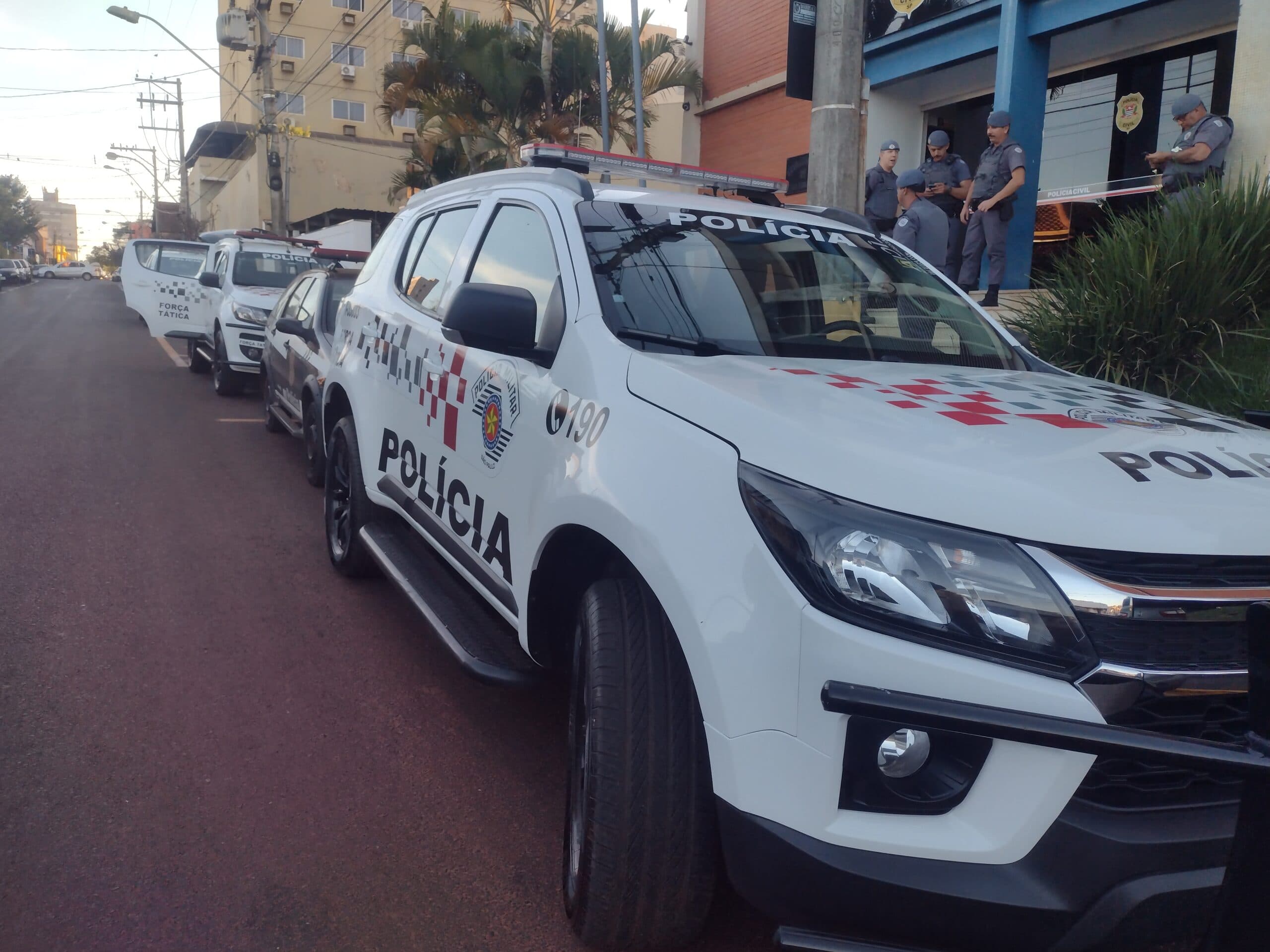 Polícia Militar detém autor por roubo e tráfico de entorpecente